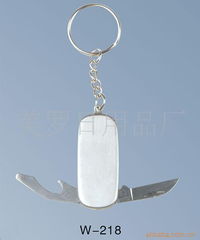 平陽(yáng)縣美羅日用品廠 專(zhuān)業(yè)指甲修護(hù)產(chǎn)品與日用百貨精選